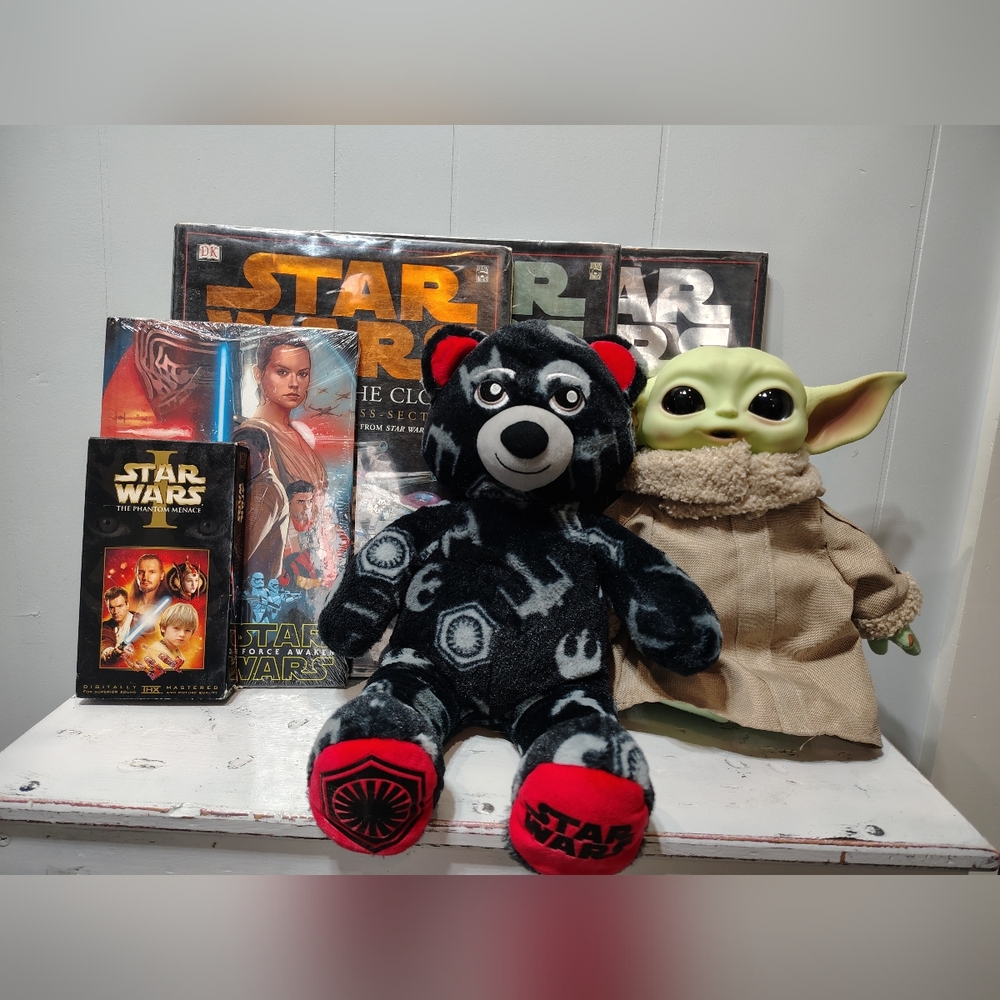 Star Wars‎ Bundle Grogu Plush Build A Bear Reversible Books Force Awakens Comic